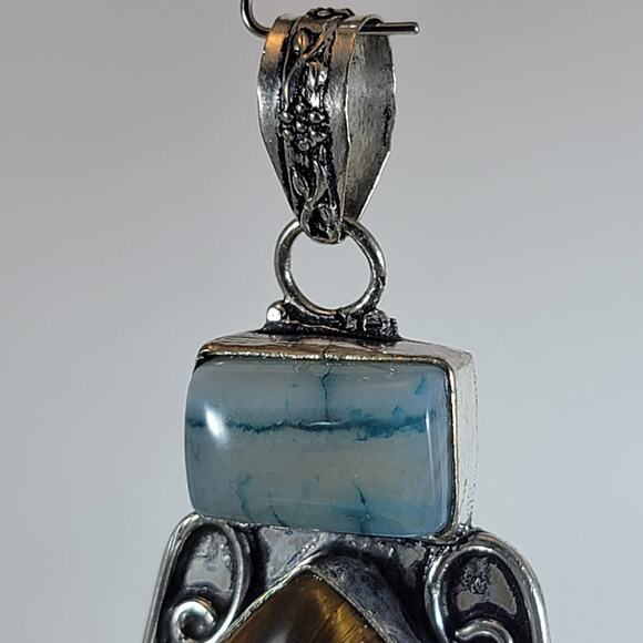 Handmade Silver Pendant With Tiger’s Eye & Rare Caribbean Larimar Gemstones - Picture 2 of 10